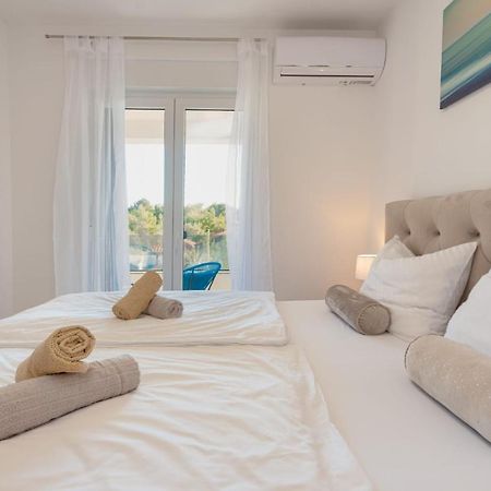 Villa Elite Vir Exteriér fotografie