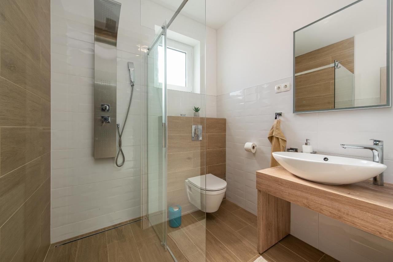 Villa Elite Vir Exteriér fotografie
